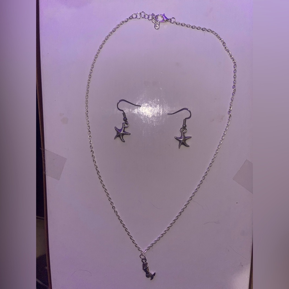 Summer/beach themed necklace and earrings set